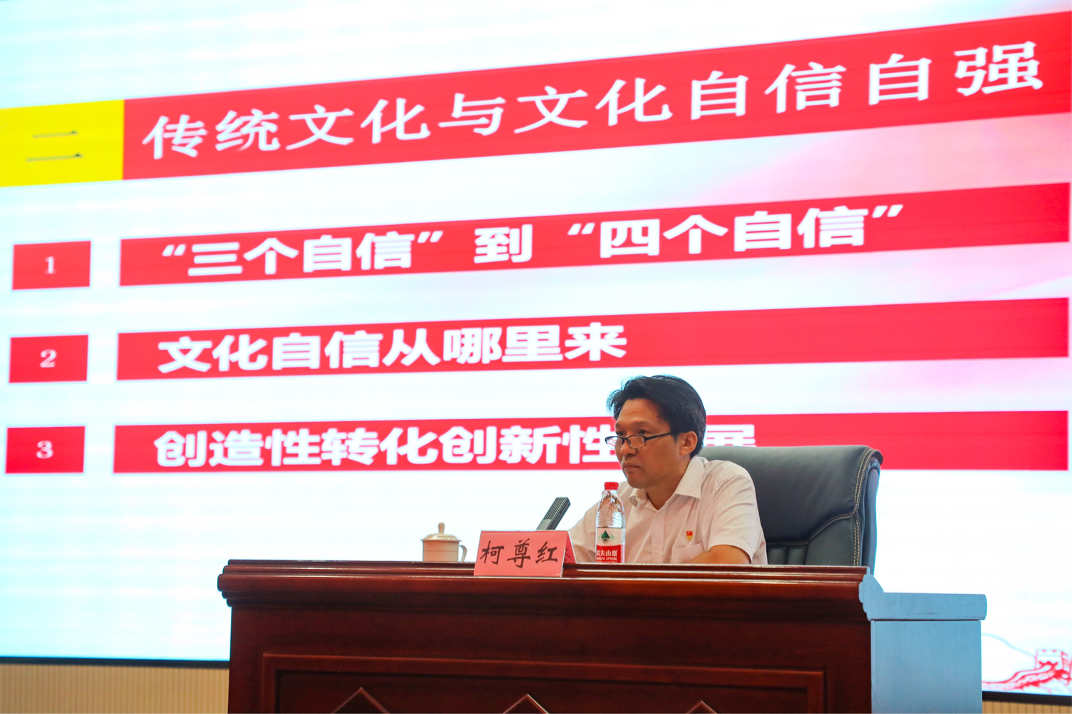 “庆七一”市博物馆与武警黄石支队联合开展“红色文化进军营”系列主题活动