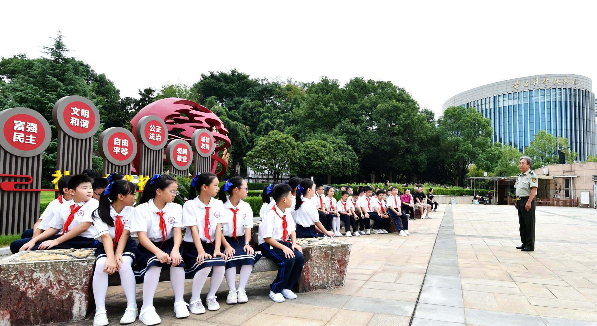 “伟大的胜利”——黄石市青少年爱国主义教育活动在市博物馆举行